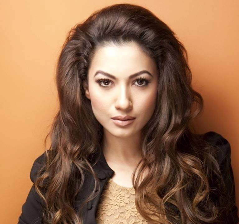 looserr gauhar khan